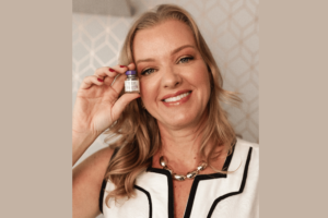 Dra. Adriana Koeppel Especialista em Botox..